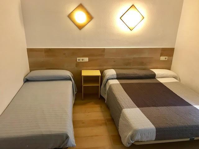 Hostal Casa Torrent Canet De Mar Eksteriør billede